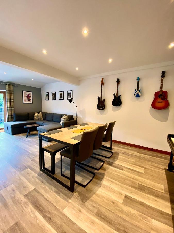 3 Sheraton Apartments Форт Уилям Екстериор снимка